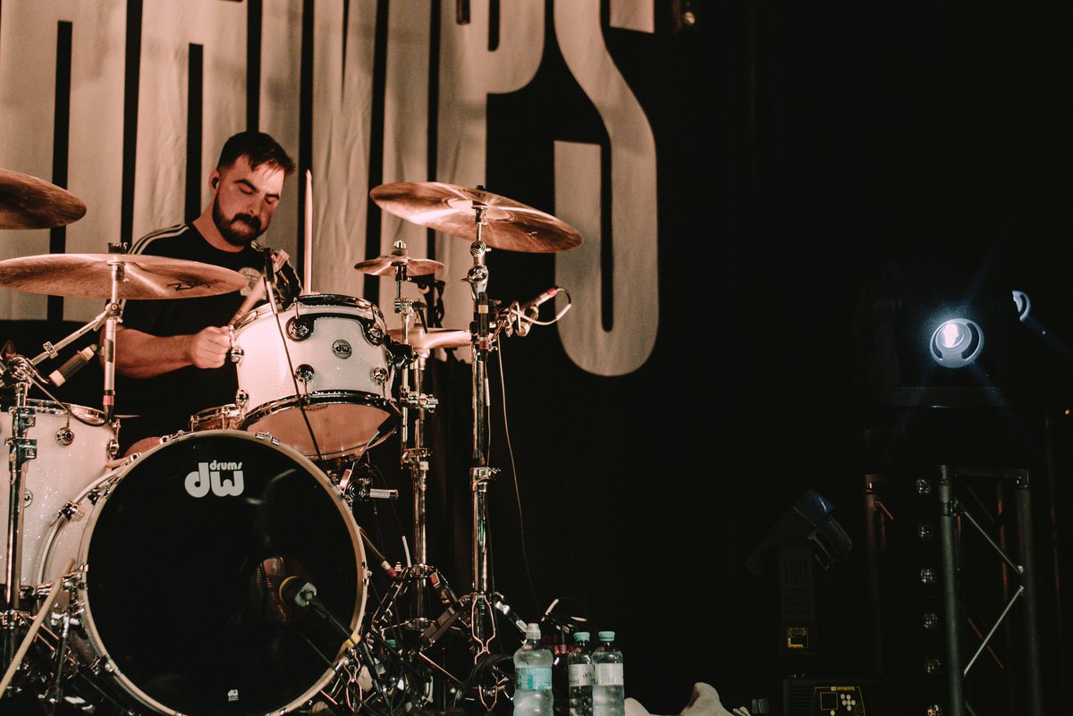 State_Champs's tweet image. These UK shows have been absolutely incredible! Thanks for going hard. Let&apos;s do this, Bristol. 
🎟: statechampsny.com
📷: @gotadream_