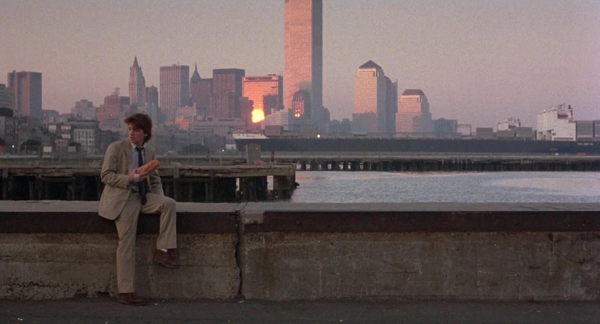FOURfpf's tweet photo. BRIGHT LIGHTS, BIG CITY
(James Bridges, 1988)
#GordonWillis #NewYorkCity #1980s #JayMcInerey #MichaelJFox #PhoebeCates #DianneWiest #FourFPF #4fpf #SydneyPollack #MGMUA https://t.co/l84gUQcBnX
