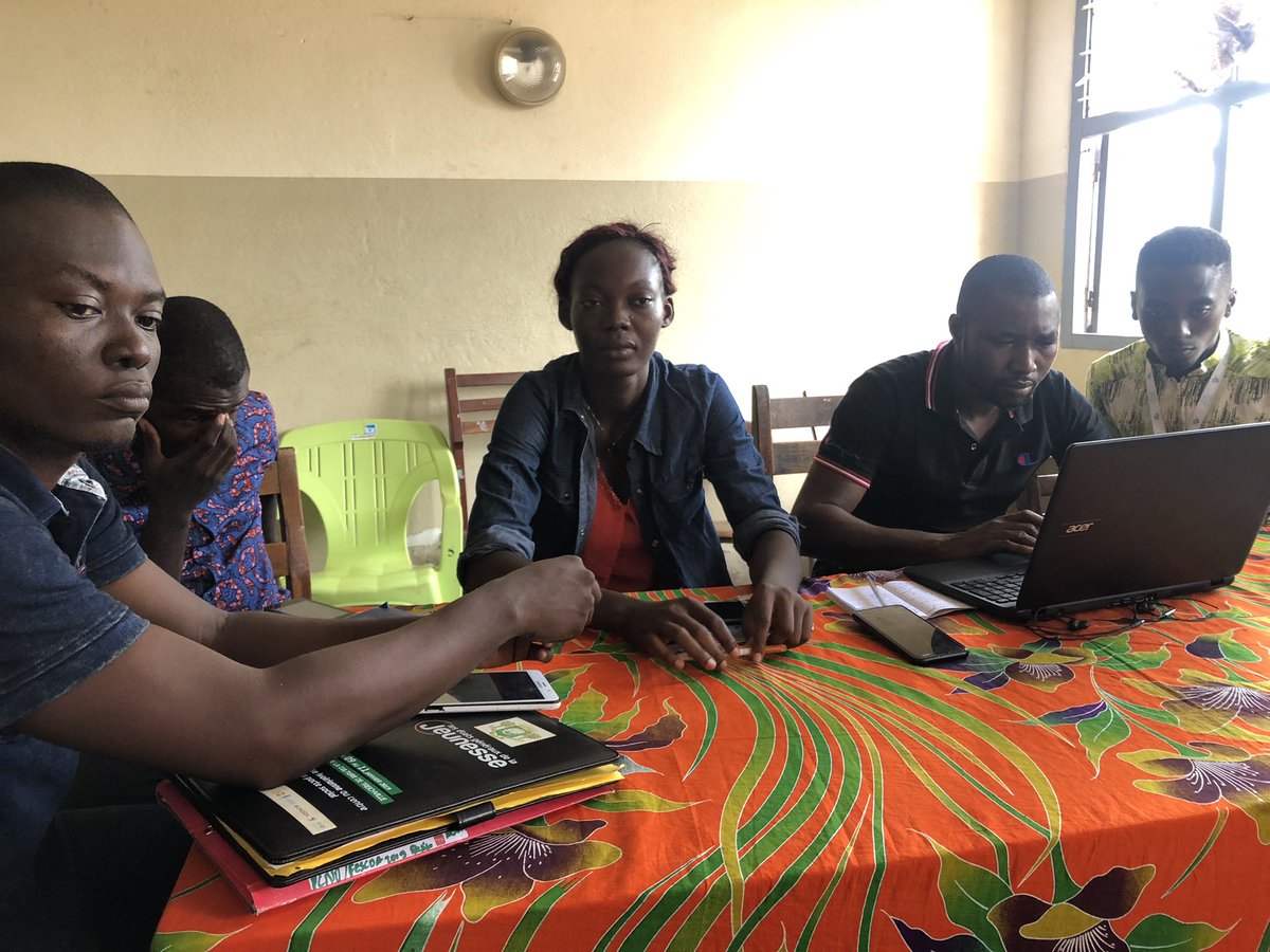 rescuao's tweet photo. Le #Comité_Inter_Universitaires_de_Préparation_et_de_Gestion (#CIUPG) a reçu la visite du #Président de la #Fédération Béninoise des Associations et #Clubs_UNESCO avant de se pencher sur les autres points inscrits à l’ordre du jour de cette #4ème session https://t.co/nR8U8HotHf