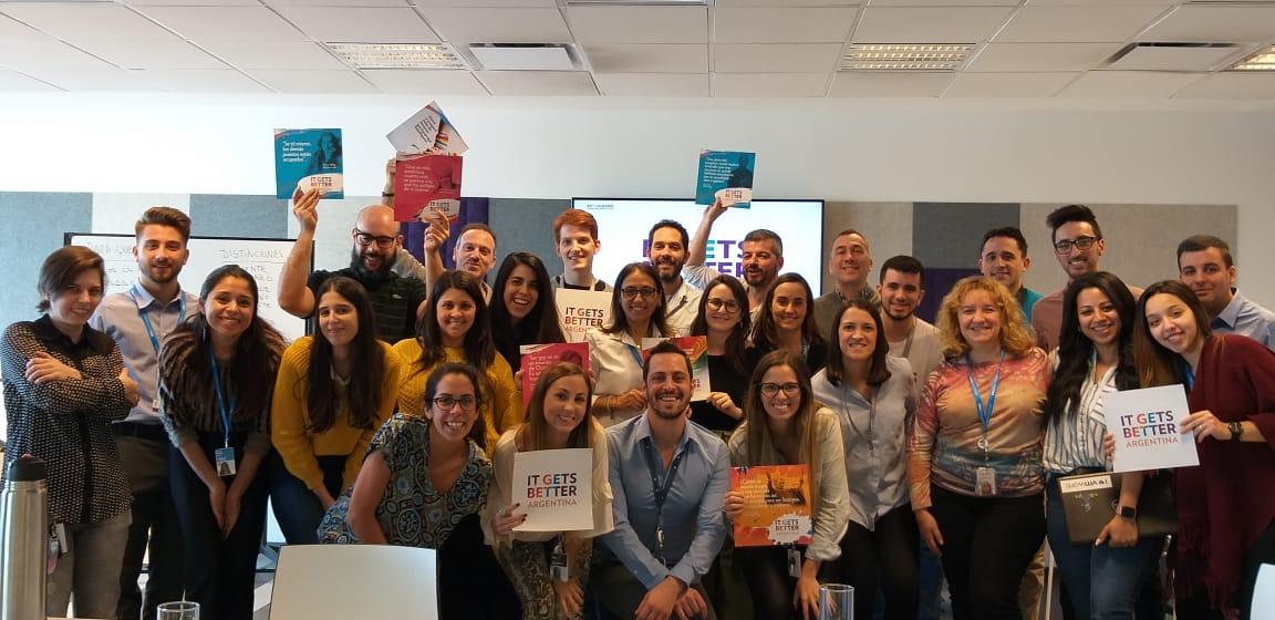 guidoip's tweet photo. Hoy en @DellTech por el #MesDelOrgullo celebramos la igualdad, la diversidad, la inclusión y el respeto por los demás en una charla de @ItGetsBetterArg. ¡Excelente jornada con el equipo! #DellDiversity #Pride https://t.co/sK6iJ3jDRS