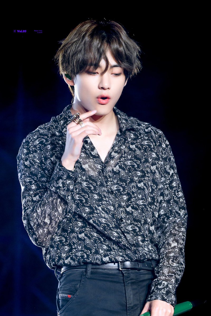 190616 머스터

이렇게 멋진데 말이 되냐? 😢

#방탄소년단 #뷔 #태형 #TAEHYUNG #V #BTS
<a href="/BTS_twt/">방탄소년단</a>