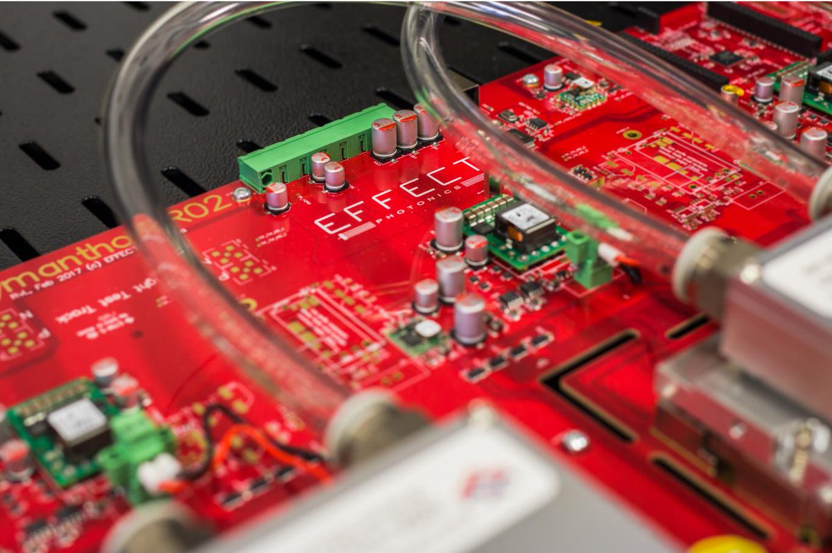 BOM (@bombrabant) on Twitter photo Tien jaar ondernemen in de fotonica: ‘Als wij succesvol zijn, komt een heel groot deel van deze technologie straks uit Nederland’. <a href="/EffectPhotonics/">EFFECT Photonics</a> is een van de koplopers in de ontwikkeling van geïntegreerde fotonica. Hun verhaal lees je hier: ow.ly/o89Z30oY7i9 Tien jaar ondernemen in de fotonica: ‘Als wij succesvol zijn, komt een heel groot deel van deze technologie straks uit Nederland’. <a href="/EffectPhotonics/">EFFECT Photonics</a> is een van de koplopers in de ontwikkeling van geïntegreerde fotonica. Hun verhaal lees je hier: ow.ly/o89Z30oY7i9