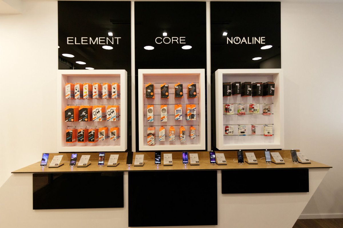 NoaMobile's tweet photo. Nedavno otvoren NOA Brand Store u Zadru! Vidimo se u Supernova centru! 📱 #noamobile #noavision #noatablet #noaline https://t.co/8YWxxEx03P