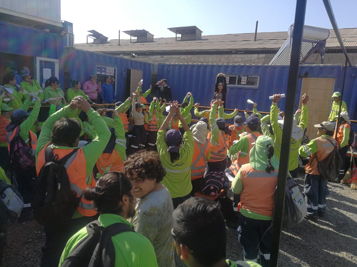 ist_chile's tweet photo. Organizamos una nueva jornada de formación para #Cosemar #Arica en el uso y manejo de extintores y en #TMERT. Las actividades estuvieron a cargo de los profesionales Rodrigo Salazar y Tania Aguilera. #IstArica #IstCapacitación #IstExtintores *MutualidadFiscalizadaPorSuseso https://t.co/LpJLuky8Xc