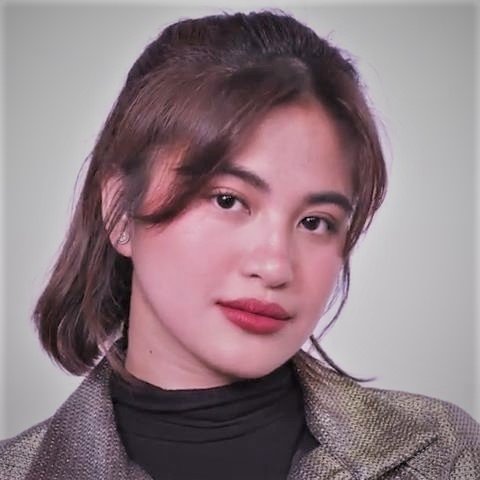 TeamJulieAnneSJ's tweet image. Add a pop of color to your look with #MACPowderKiss in Devoted To Chili. @myjaps loves the soft blur and its moisture-matte formula that hydrates your lips. 👄 #MACcosmeticsPH
