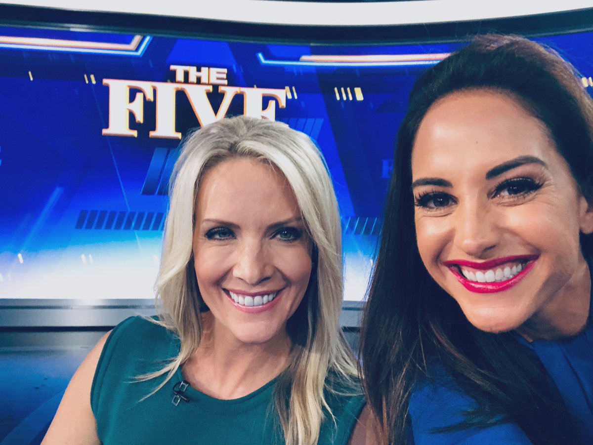 Emily Compagno on X: "#TuneIn @TheFive now! 🤗🤗 @DanaPerino 💖@greggutfeld  @TheJuanWilliams @JesseBWatters https://t.co/TF7VdVWqXc" / X