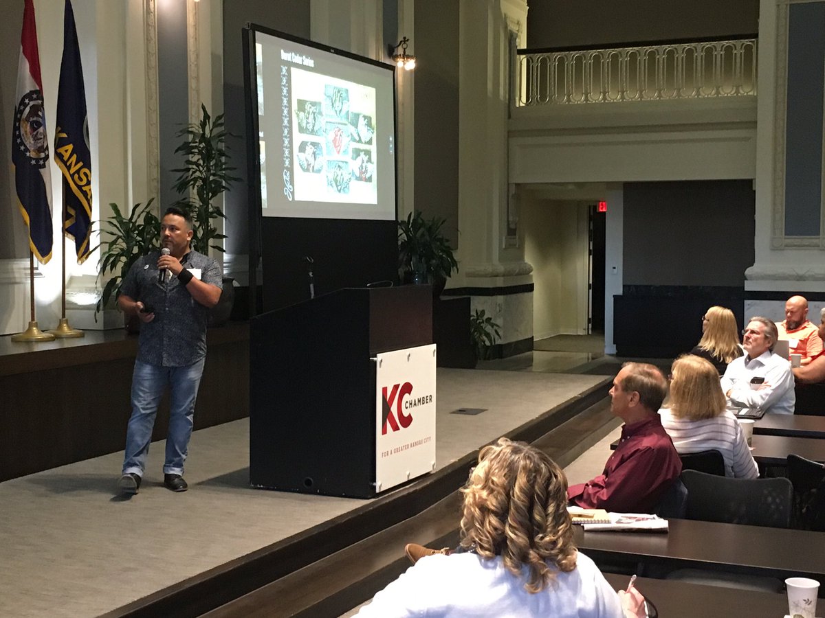 KCSourceLink's tweet photo. Luis Garcia of @HechoKC showcasing his art, hearts, candles, prints, shirts and more. He told us he’s looking to tap into our network of 240+ nonprofit orgs to elevate his business. Our Resource Partner network is always ready to help ... he gets to meet many of them here today. https://t.co/Ub5EQaq6Ii