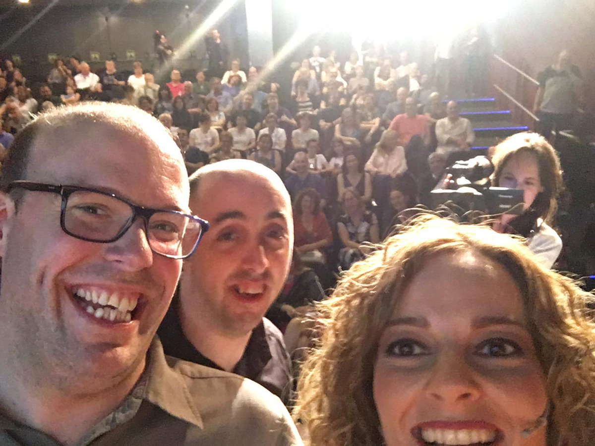 TEBvist's tweet photo. Hem presentat el nostre 1r documental "Què passarà quan em faci gran?" davant @cececebe ple.

Mil gràcies @ChakirelHomrani, @cesciglesies, @rcp48, @_dincat, @BCN_Accessible @oscar_m, @cris_riba i tothom que heu vingut per reflexionar junts sobre #EnvellimentActiu 

#TEBVist5anys https://t.co/L6OyHr9UM7