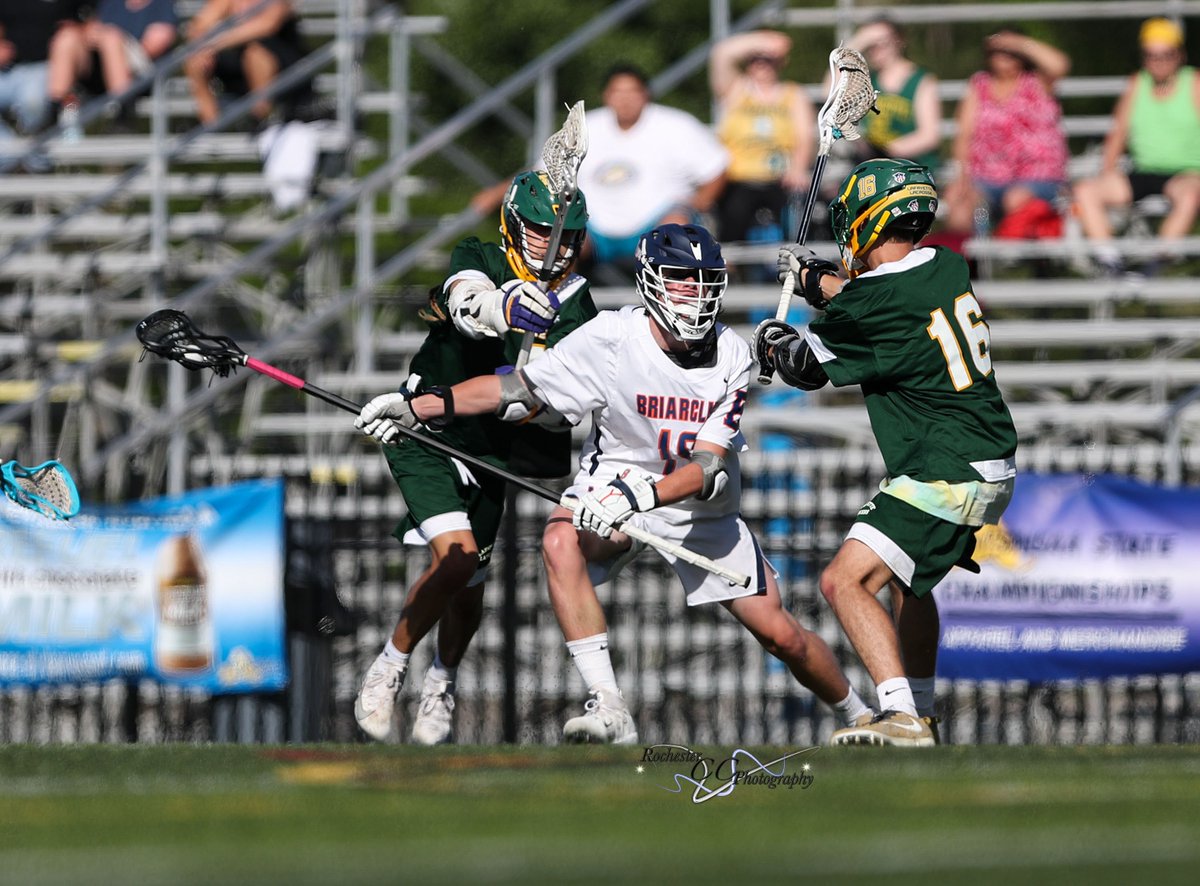 rochesterphotos's tweet image. #HighSchool Boys #Lacrosse Photo Gallery @NYSPHSAA #ClassD #Championship @BCliffLax vs. @Lancer_Lacrosse @ILPreps @Bcliff_6th_man @MaxPrepsPR  maxpreps.com/photo/thumbnai…