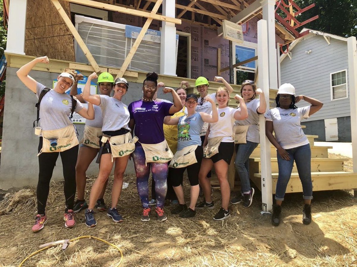 AtlantaHabitat's tweet photo. #WCW: Strong women build each other up. π
Pictured: Members of the @atlWomensFDN with #AtlantaHabitat homebuyer, Mercedes.
#Volunteer #BuildGrowThrive https://t.co/tQHXOUchB6