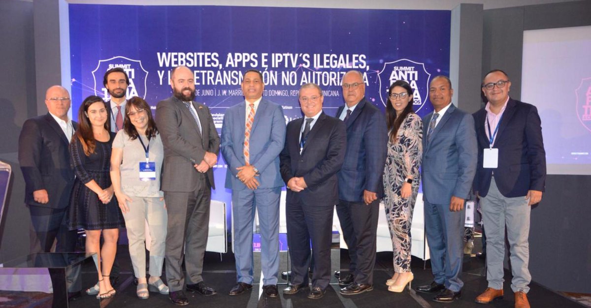 elnuevodiariord's tweet photo. (VIDEOS) Summit Antipiratería resalta problemas causados por plagio y reproducción ilegal de transmisiones televisivas
https://t.co/YpLNj4eVoS
#ElNuevoDiarioRD #toursummit #Antipiratería #Problemas #Plagio #Ilegal #Transmisiones #Televisivas https://t.co/Fr0CnOiIrV