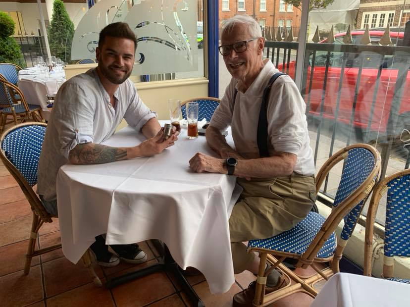 I'd like you to meet who we consider the greatest transformer manufacturer in the world, Brian Sowter.

I am holding a new transformer that will probably make many of you very happy.

More news soon,
Josh
#stamaudio #spotthestam