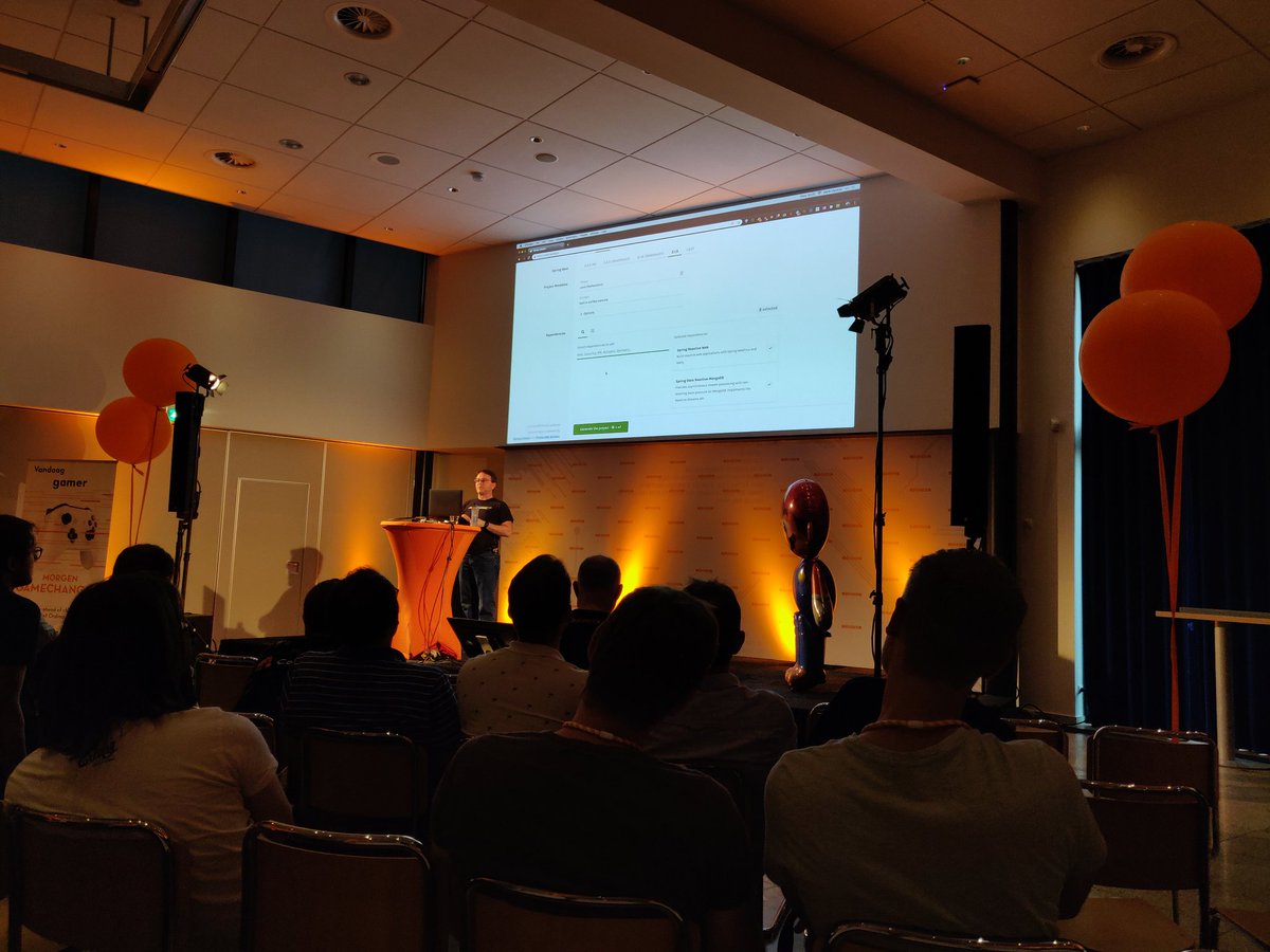 Kdonkey's tweet photo. Great reactive talk by @mkheck. As usual with a coffee example #CodeAndComedy #Ordina #Pivotal https://t.co/IehaUgY9He