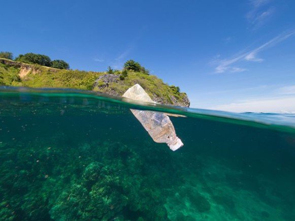 📢Did you know today is #NationalRefillDay ⁉ In the UK, it’s estimated that 7.7 billion plastic water bottles are used each year👀🌍 Check out more here👇👇 bit.ly/2WNPNZ2 #IDE19 #FES19 #RefillRevolution