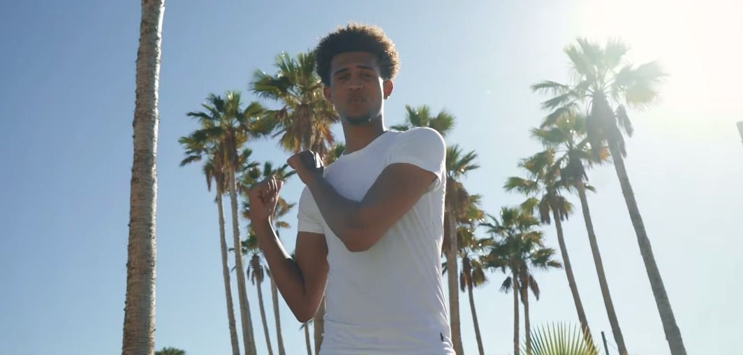 NEW: <a href="/SaintM__/">Saint M</a> provides video for "Let It Blow"

➡️ bit.ly/2XnPvwf