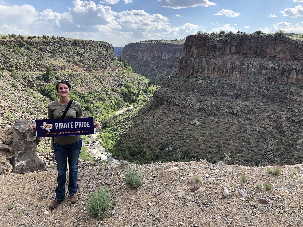 MrsFisher314's tweet photo. Vacation Day 2: Hiking through the Lower Taos Canyon in New Mexico #PiratePride https://t.co/HLzSVhML1s