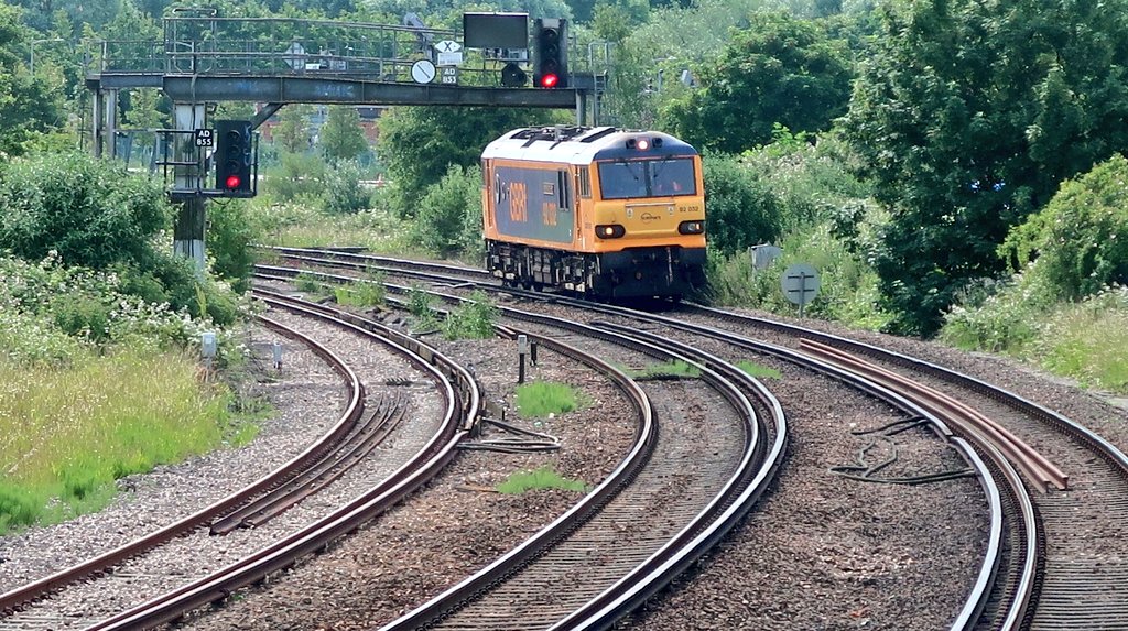 martinw02998119's tweet image. 92032 running light engine form Dollands Moor to Wembley Inter City Depot 18/6/19 @GBRailfreight  #class92