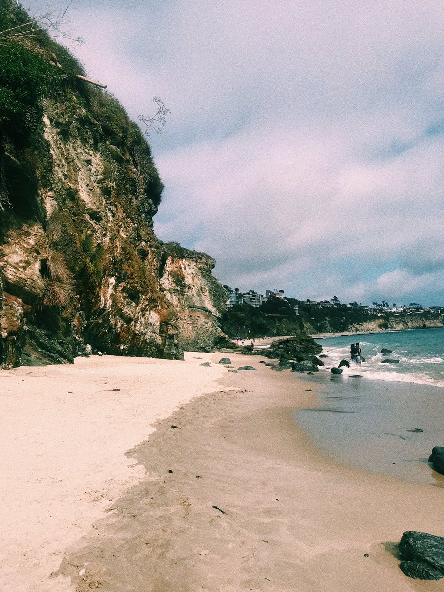 Hannah_Knighttt's tweet photo. every caption I came up with made me cringe...so here’s some pictures from my trip to California 🌞🌈 https://t.co/t3IR2LtpFJ
