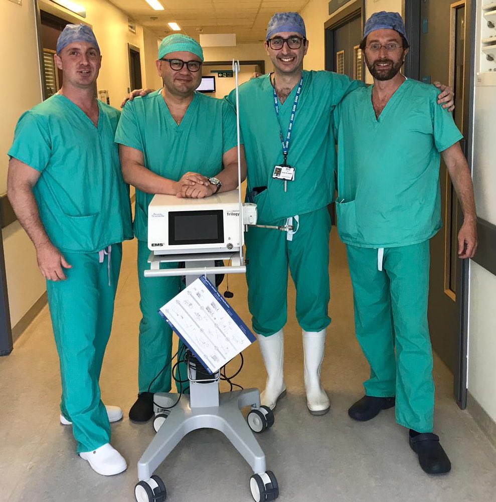 #trilogy to the test for a complete stag today! Excellent piece of kit, very quick too! Many more stones to bash! Nice to have <a href="/MassimoAvena/">Massimo Avena</a> visit to see it in action! <a href="/bsc_urology/">Boston Scientific Urology</a> #trilogy #kidneystones