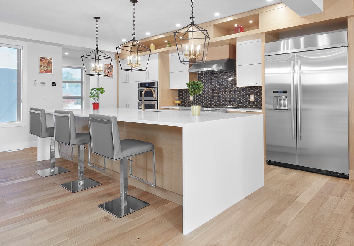 IconicCabinets's tweet photo. kitchens the heart of your home https://t.co/KzqwC9jUNx