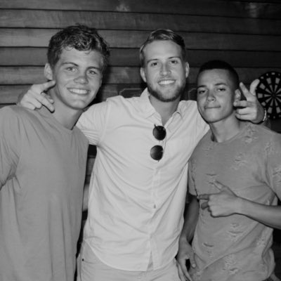 gn_mcbride19's tweet photo. #NewProfilePic https://t.co/ANIiNe380N