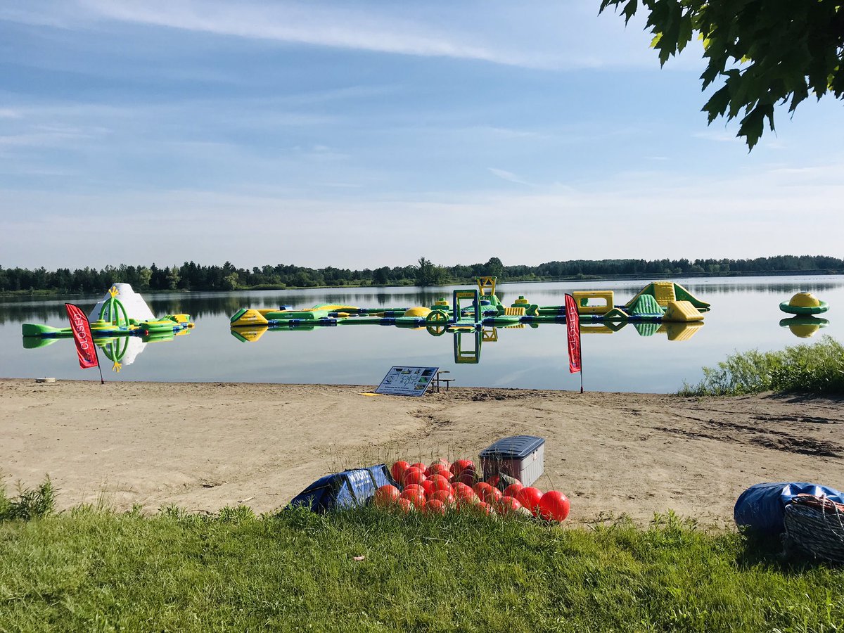 We're almost ready! Will you join us on Monday for our Opening Day Splash? 💦 Open at 10am! Sign your waiver already for the whole summer bit.ly/2Kvw5ic See you at the #FunSplash
#hamont #hamilton #binbrook #gta #summerfun #splash #waterpark #beach #getoutside #familyfun