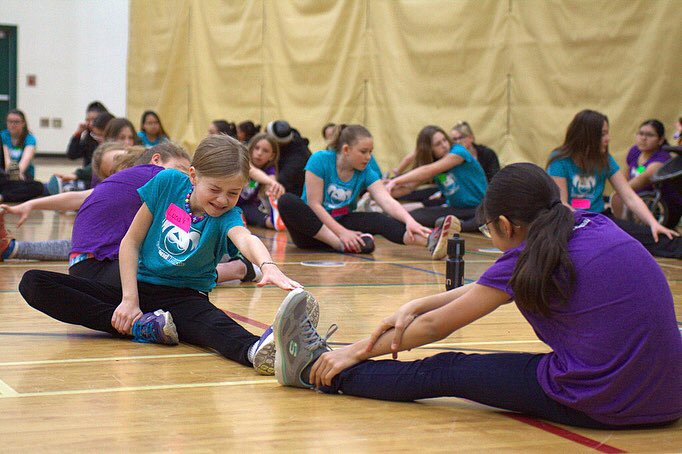 girlsforwardca's tweet photo. Check out these shots from the Fast and Female Champ Chat at the Rocky Mountain House (AB) ๐คฉ We just posted a full Facebook Album, so go to our Facebook page to see more fun filled photos! ๐ #FastandFemale #GirlsinSports #EmpoweredforLife #champchat https://t.co/jRHBik7VYh