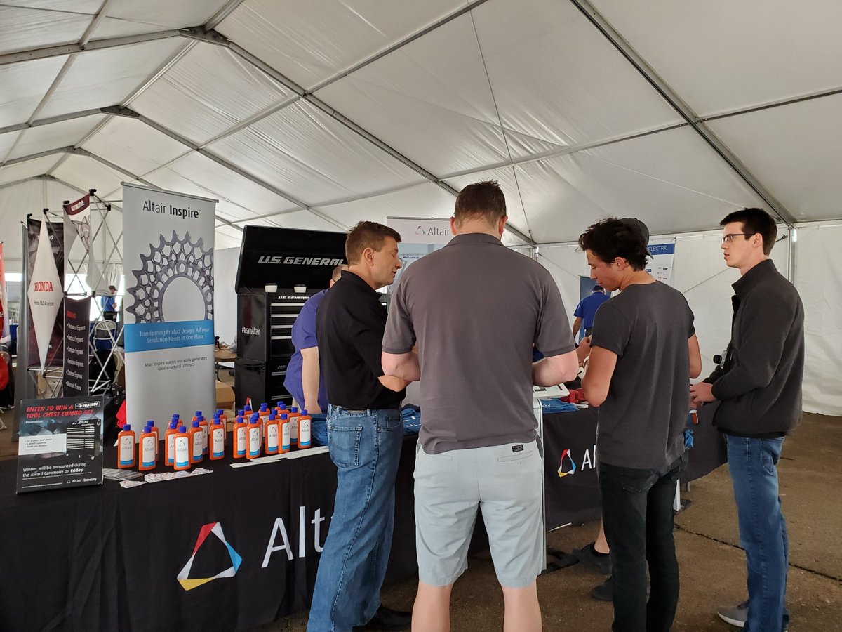 Altair_EDU's tweet photo. Things are happening at #FSAElincoln! Stop by our booth and enter to win a our tool chest giveaway.
#TeamAltair https://t.co/pZq1qam3Rt