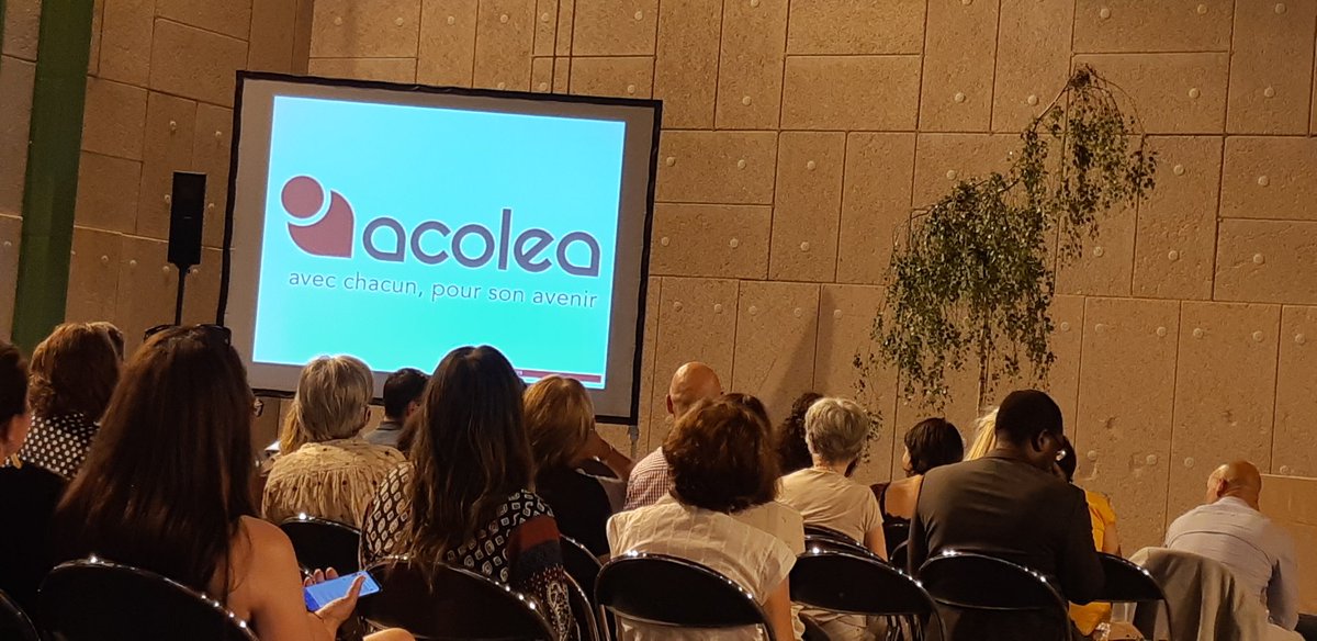 Vgimorel's tweet photo. L'agence santé de @CE_RhoneAlpes assiste à la naissance d'#ACOLEA, née de l'union des associations ACOLADE et SLEA. Il devient un acteur majeur de la protection de l'enfance. https://t.co/UHZw9qj8PD
