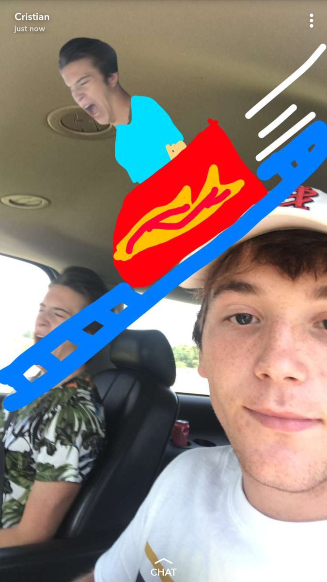 To_Be_Frank3's tweet photo. Happy birthday @cristianhosack3 can’t wait for next year 🍌🏰 https://t.co/q0VePCTMSH