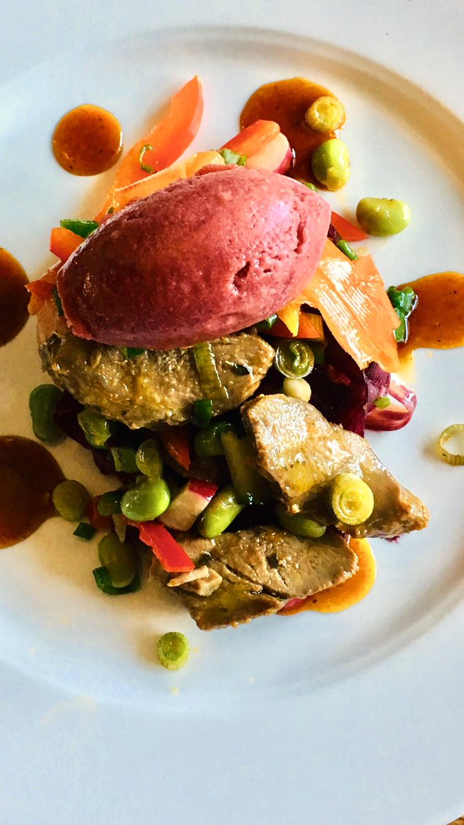 Check out our NEW super starter: Aromatic Duck Salad with Spiced Plum Sorbet 😊🦊 

#Duck #Aromatic #Spiced #Menu #Dinner #Folksworth #Peterborough #PoshNosh #Foodie #Delicious #Food #Plum #Sorbet #Salad