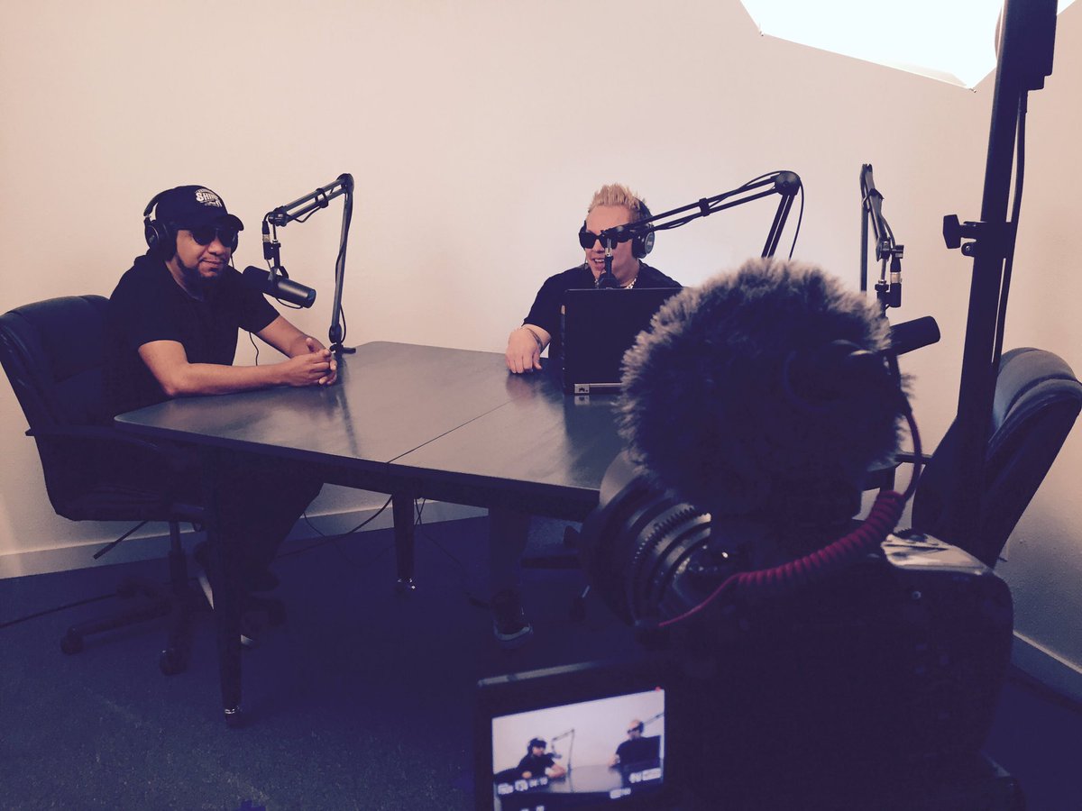 Pajaro_Media's tweet photo. @IamTheGhostA his new #Podcast #ComingSoon #StayTuned #NewPodcast #ElPaso #Texas #TalkShow #GoodTalk #GoodStuff #Music @MarSauMusic #Tx https://t.co/k7oelj3rsF