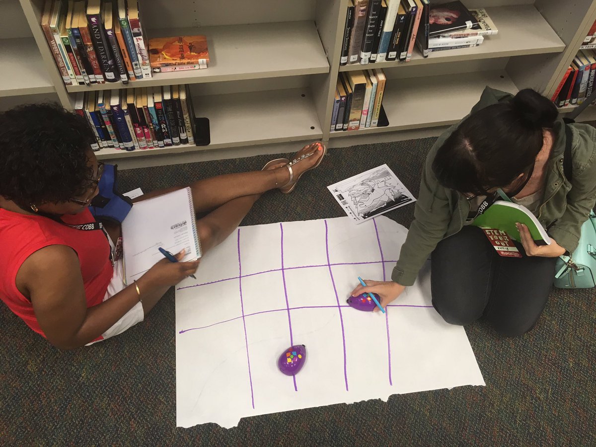 Coding Mice and problem solving with Tab and Kelly. @jillian829 <a href="/KellyHobby/">Kelly Hobby</a> <a href="/tabitha0777/">tabitha</a> #STEMcobb <a href="/grantrivera/">Grant Rivera</a>
