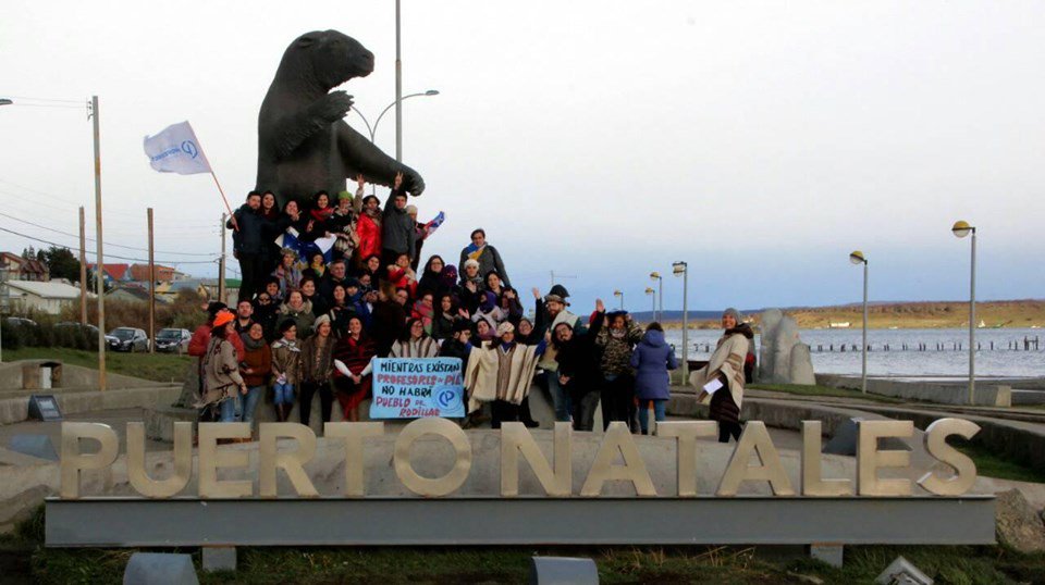 radioevafm's tweet photo. Los profesores continúan movilizados en Puerto Natales. https://t.co/VmfetYmjaU