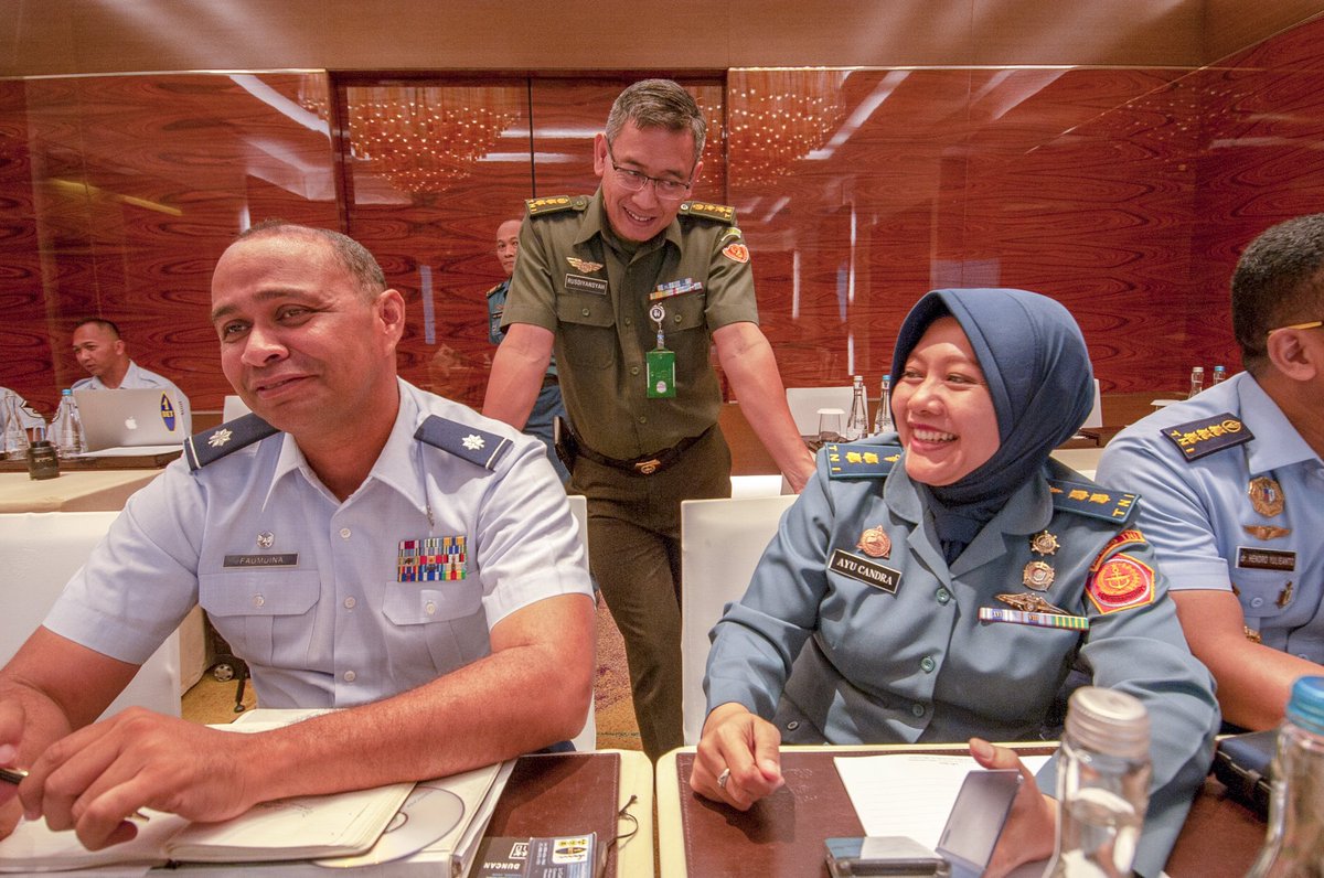 HiAirGuard's tweet photo. Members of our 154th MDG Det 1, the Hawaii Emergency Management Agency Hawaii DMAT, and Indonesian Armed Forces answered questions facing pandemic response during a State Partnership Program subject matter expert exchange in Jakarta, Indonesia.#hawaiiairnationalguard #HIAirGuard https://t.co/cThZKG8LjO