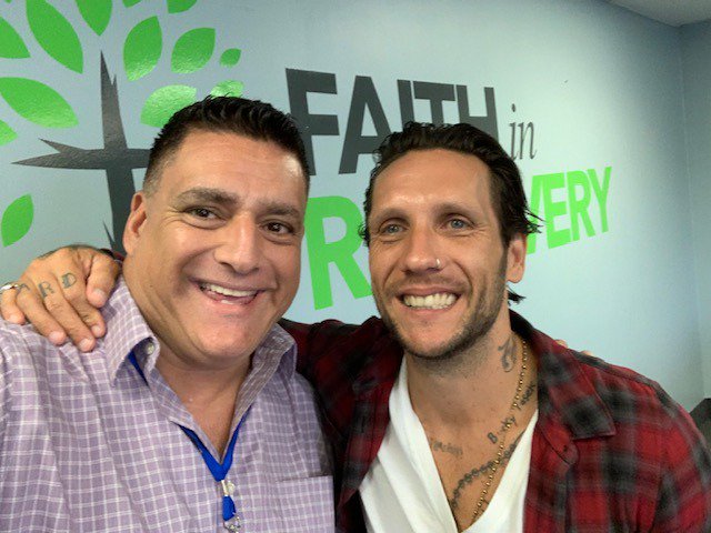 BanyanTreatment's tweet image. What a powerful &amp;amp; inspiring message shared today by @Brandon_Novak at our Faith in Recovery Program! Call &amp;amp; let us guide you to a better tomorrow 📞 888-561-9967
#BrandonNovak #FaithInRecovery #BanyanTreatmentCenter #Recovery #Sobriety