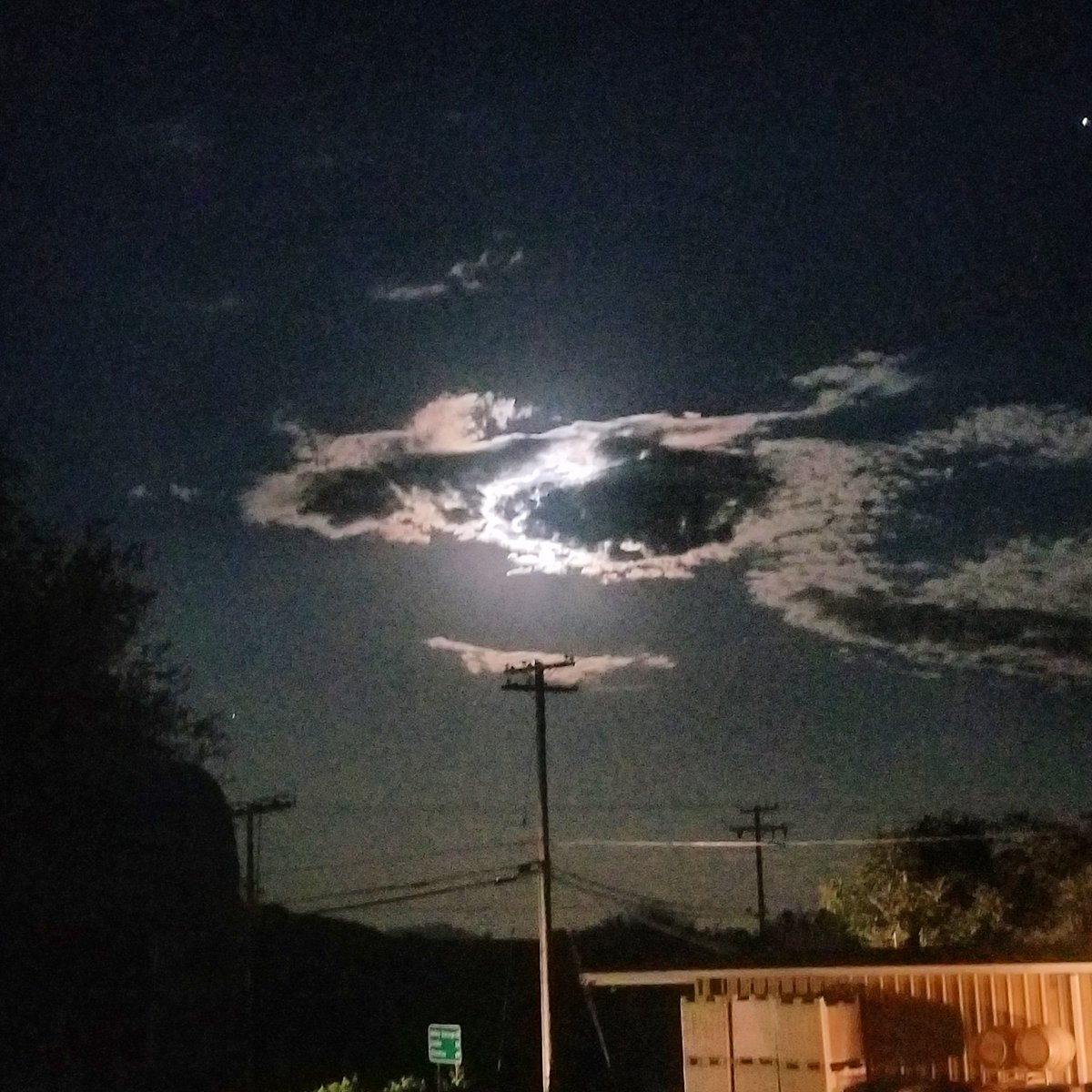 TeamLanduse's tweet photo. Nice moon peeking out. https://t.co/7rhFZzXleX