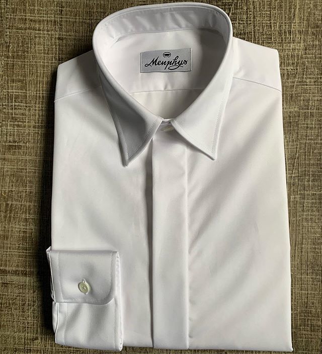 #chemise #surmesure #homme #blanc #popeline #bouton #col #poignet #nacre #gorge #popeline #madeinfrance #originefrancegarantie #dressing #look #tenue #tenuedujour #hommestyle #style #vetements #coton bit.ly/2Rq66df
