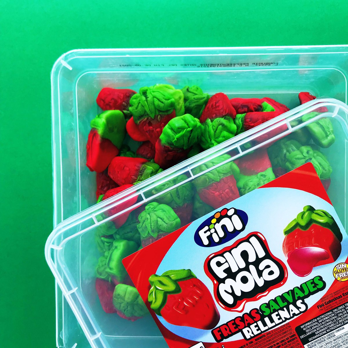 ¿Quieres probar las nuevas Fresas Salvajes Rellenas? 🍓
Hasta las 21:00h, ¡ponemos en juego dos cajas para dos ganadores!
Para participar:
👉🏼 Síguenos.
👉🏼 Haz RT con #TiendasSalvajes y dinos qué llevan escrito las fresas para hacerlas únicas y originales.
¡A jugar!
