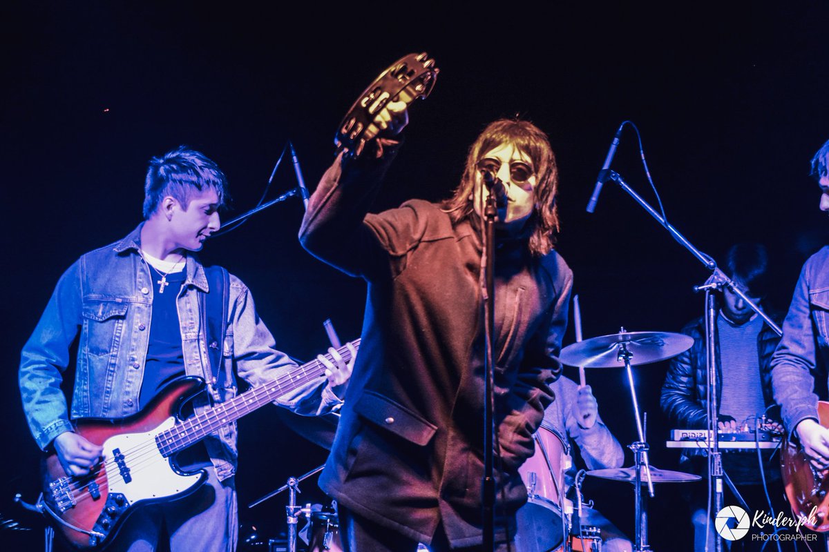 Raise your fuckin' heads up #LiamGallagher #NoelGallagher #Oasis