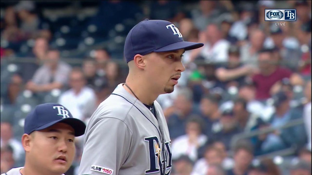Blake Snell records a single out as Yankees jump all over the reigning