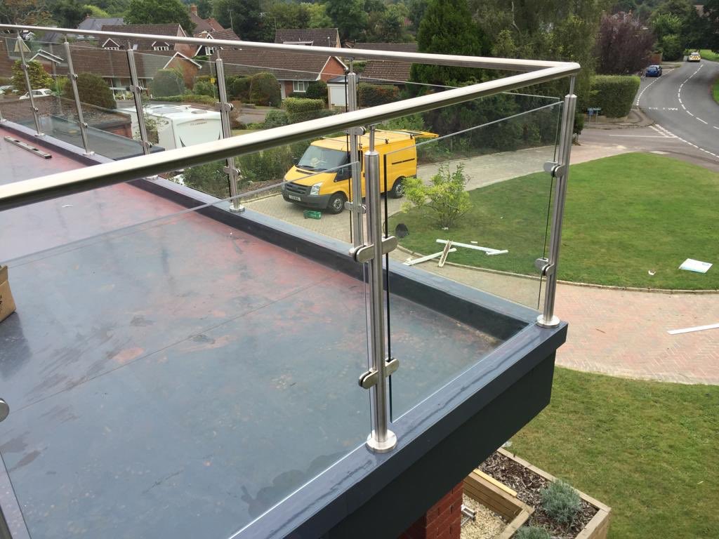 smith_micksmith's tweet photo. What a transformation! A poor EPDM roof turned into the perfect terrace using Evalon VSK, Syngreen tiles, and ICB Fabricated Fascia and Soffits. #ICB #Allyouneed #collierroofing https://t.co/PrTL2DDlCp