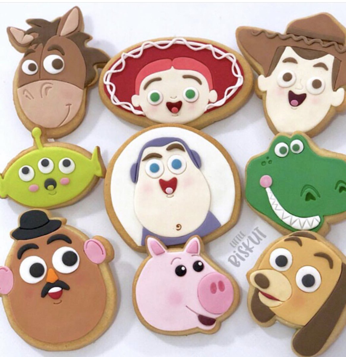 Ginger4177's tweet photo. Awesome #ToyStory Cookies!! #Disney #ToyStory4 https://t.co/GPo1FDc5CS