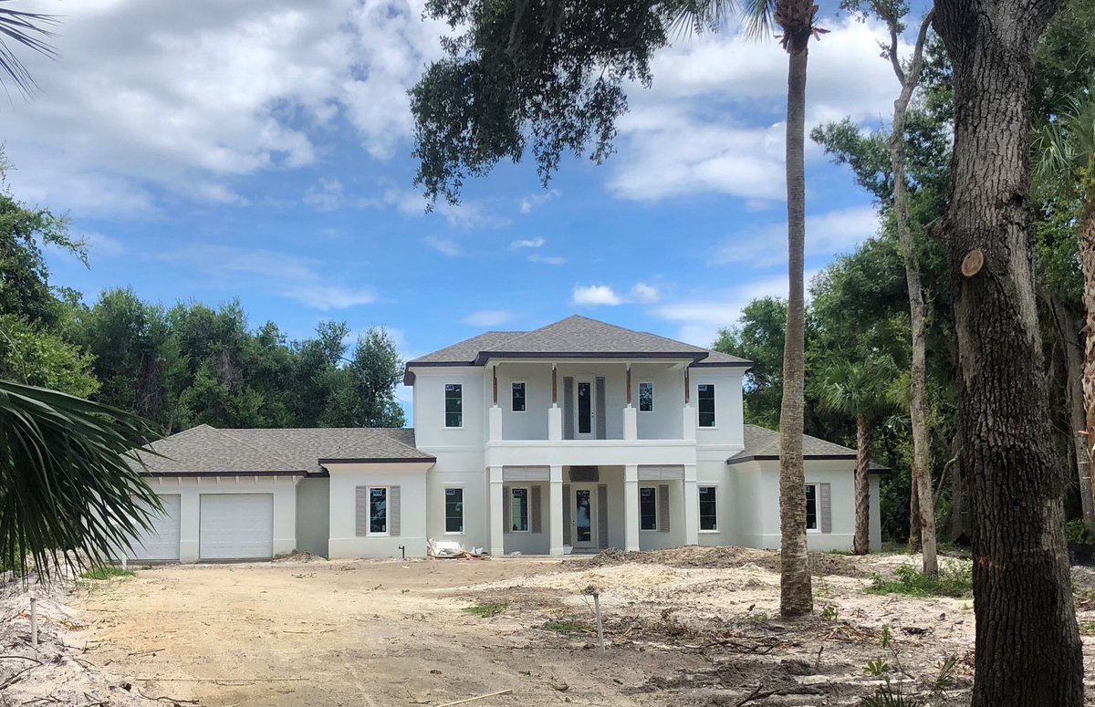DeezyCoe's tweet photo. Only a couple months away from unveiling this beautiful riverside custom home!! This home is really progressing nicely π #buildingalifestyle #solarreadyhomes #customdivision #merrittisland #discoverbrevardfl #floridahomes https://t.co/9TxpI67DfZ