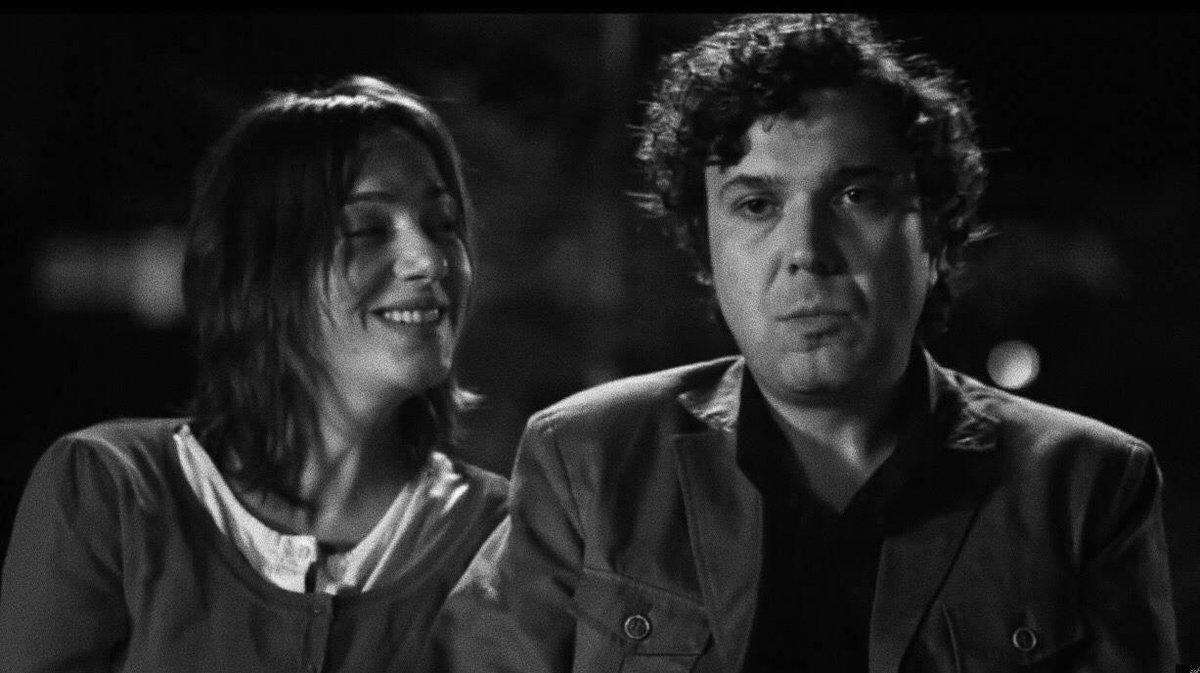 “Beni unut demeyeceğim. Çünkü ben seni unutamazdım.”

🎬(İncir Reçeli)