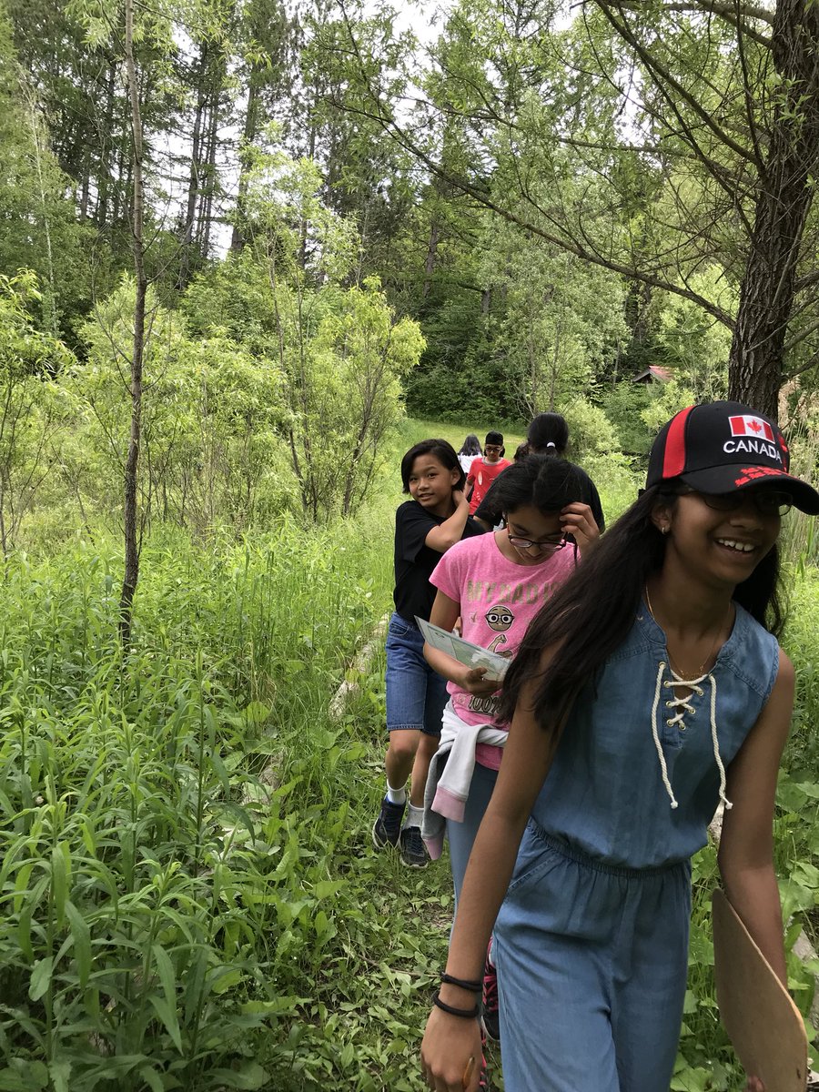 Gilchristclass's tweet photo. A fun day on the #Ecoschools trip to Albion Hills! Low ropes, games, orienteering and a Monarch butterfly walk. Thanks @PDSB_eco @MacvillePS @RobinAPerri https://t.co/e4eGtOMVFw