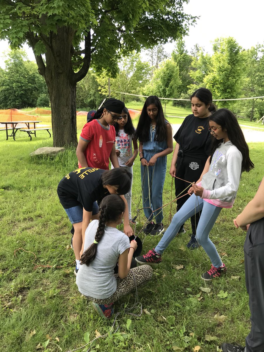 Gilchristclass's tweet photo. A fun day on the #Ecoschools trip to Albion Hills! Low ropes, games, orienteering and a Monarch butterfly walk. Thanks @PDSB_eco @MacvillePS @RobinAPerri https://t.co/e4eGtOMVFw
