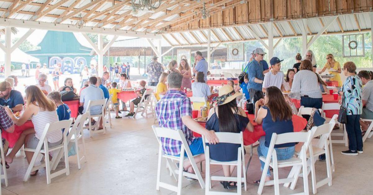 seiconsulting's tweet photo. Our summer picnic series kicked off this weekend in DC and Atlanta! Every summer, we gather together with our family and friends for an afternoon of fun, food and games. It's an #SEI tradition that can't be missed #SEIDC #SEIAtlanta #LifeatSEI https://t.co/6GRVu24k5W