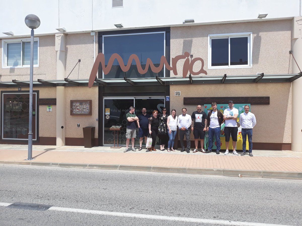 Learng about the honey bee,  finding the Queen &amp; conquoring fears @artmuria #pure #natural #luxury