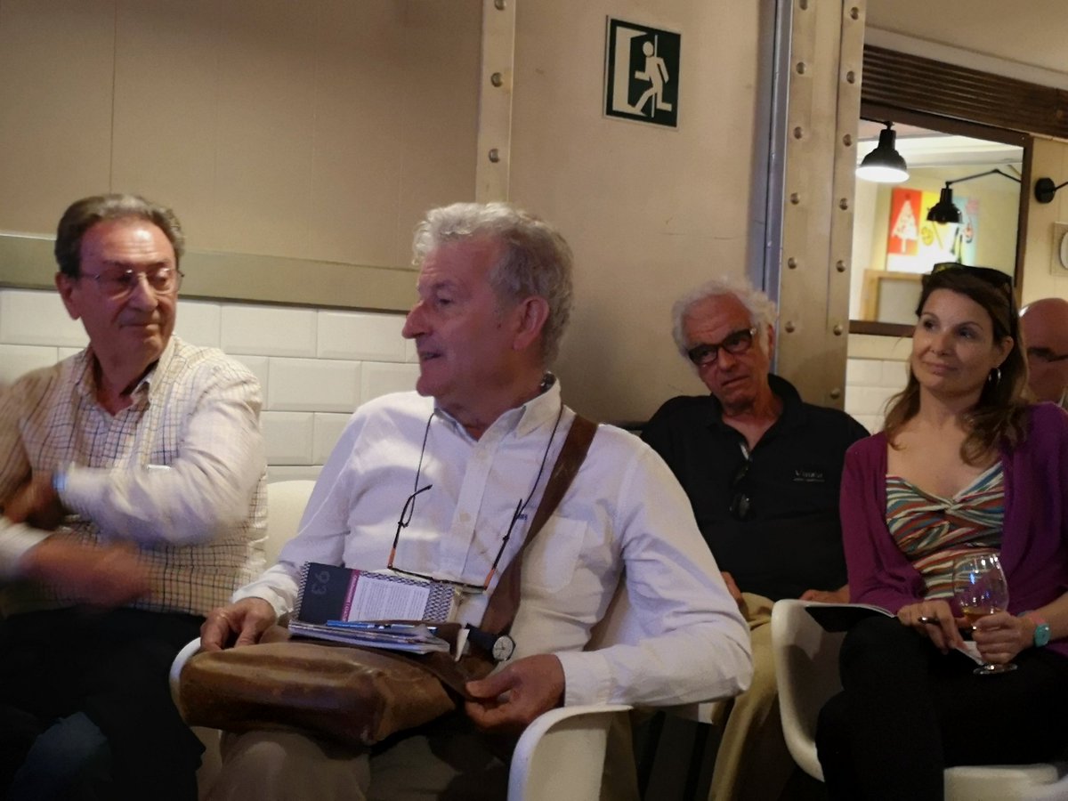 SusannaMuriel's tweet photo. "Orwell pren cafè al Moka" una extraordinària tertúlia entre investigadors i el públic, en la celebració del #DiaOrwell en @RestauranteMoka
Com ha dit un tertulià "Un viaje de la inocencia al conocimiento" https://t.co/gg0F6yCPdf